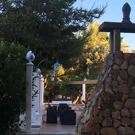 Tenuta L'alba Di Monte Matino مزرعة للإقامة *