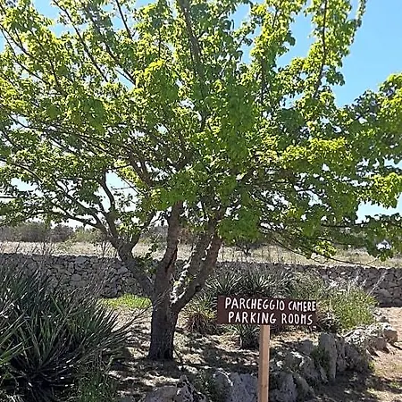 Tenuta L'alba Di Monte Matino * אוטרנטו